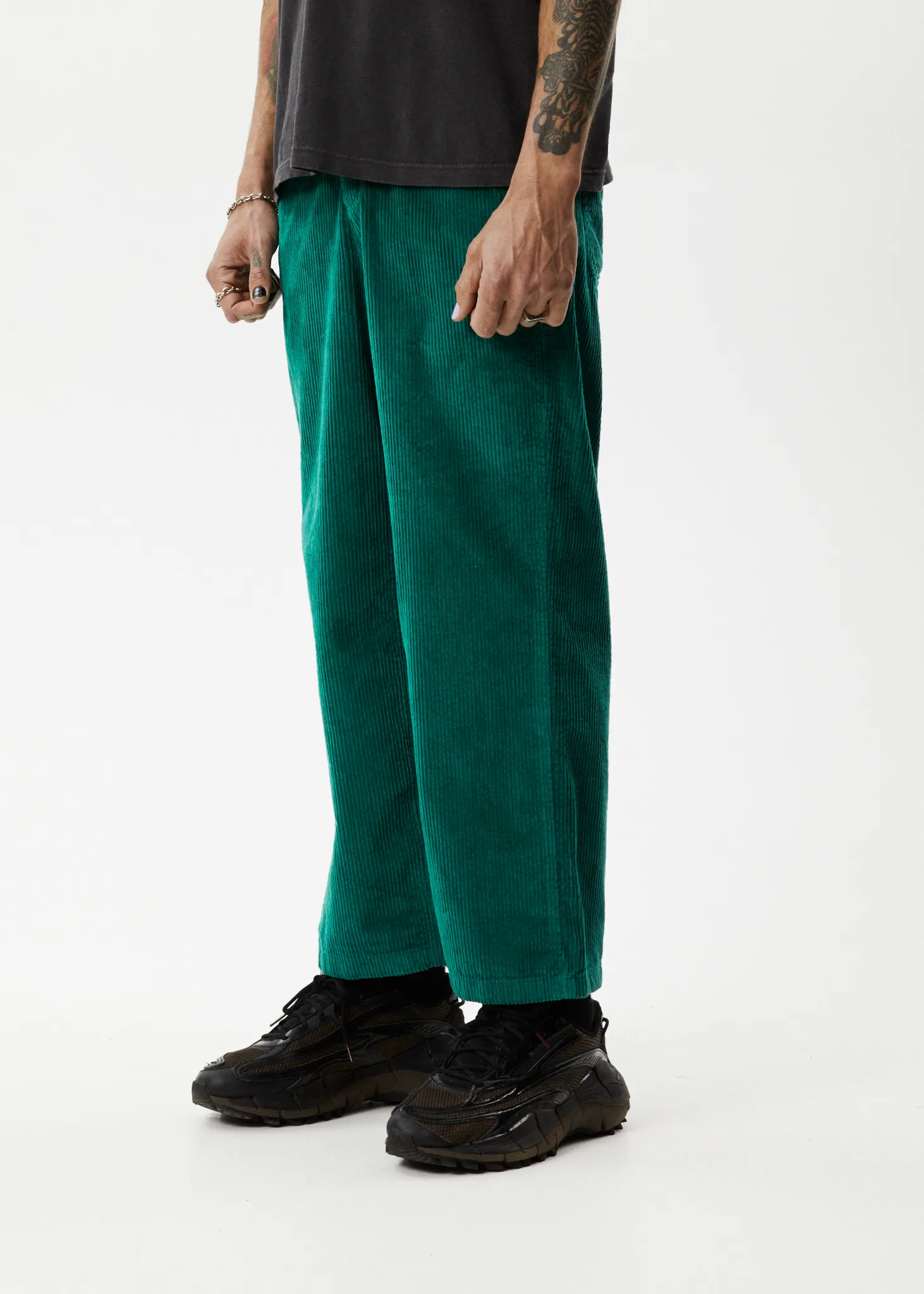 AFENDS Mens Pablo Union - Corduroy Baggy Pant - Emerald
