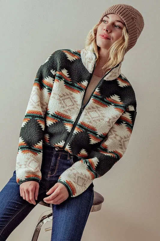 AZTEC PRINT SHERPA CROPPED JACKET: HUNTER