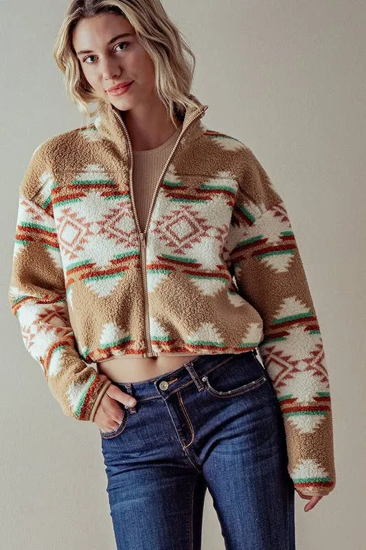 AZTEC PRINT SHERPA CROPPED JACKET: HUNTER