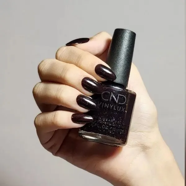 CND VINYLUX - Poison Plum #198
