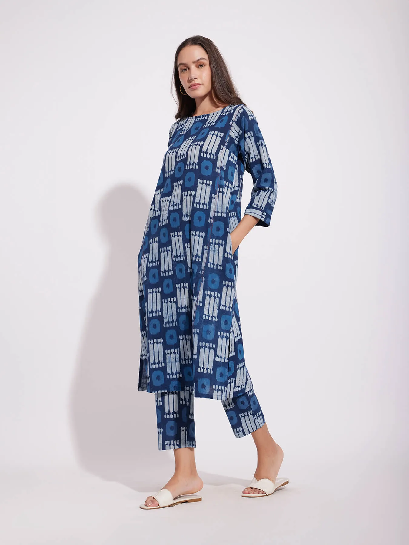 Cotton Dabu Geometric Print Kurta Set - Indigo