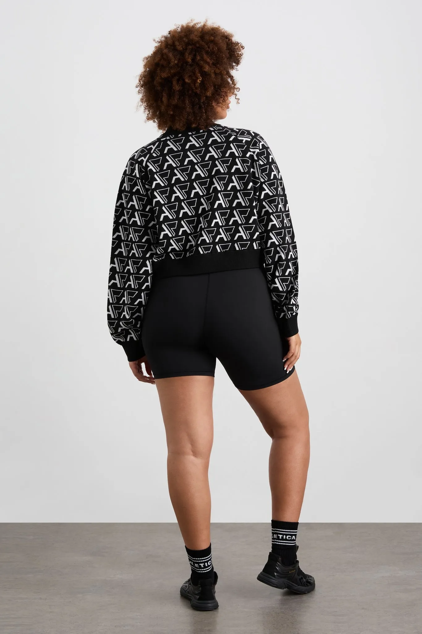 Cropped Monogram Sweater 408