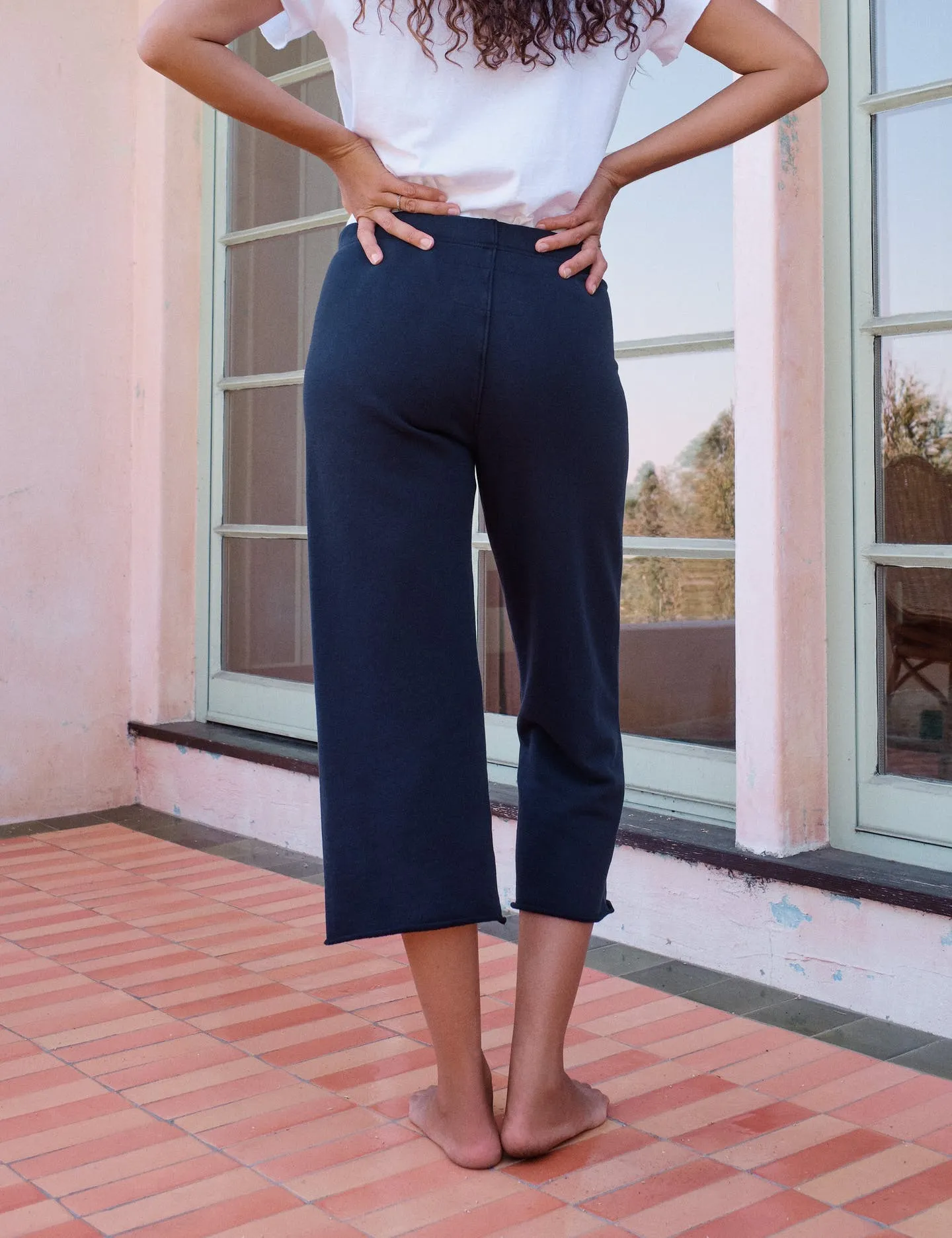 Frank & Eileen - Cropped Wide Leg Sweatpant in Navy Melange