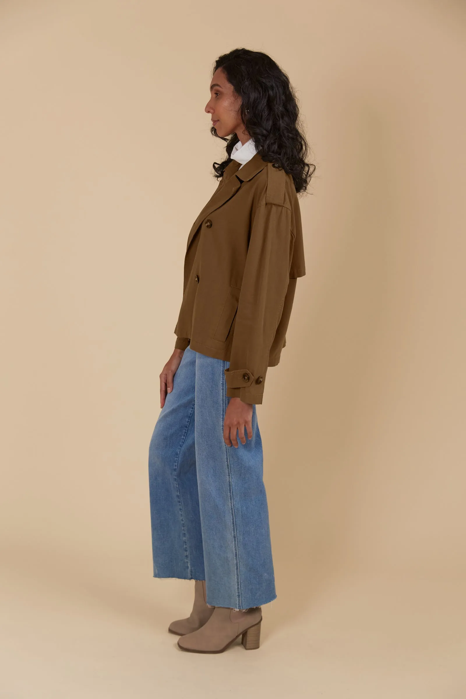 Freya Crop Trench Toffee Isle of Mine