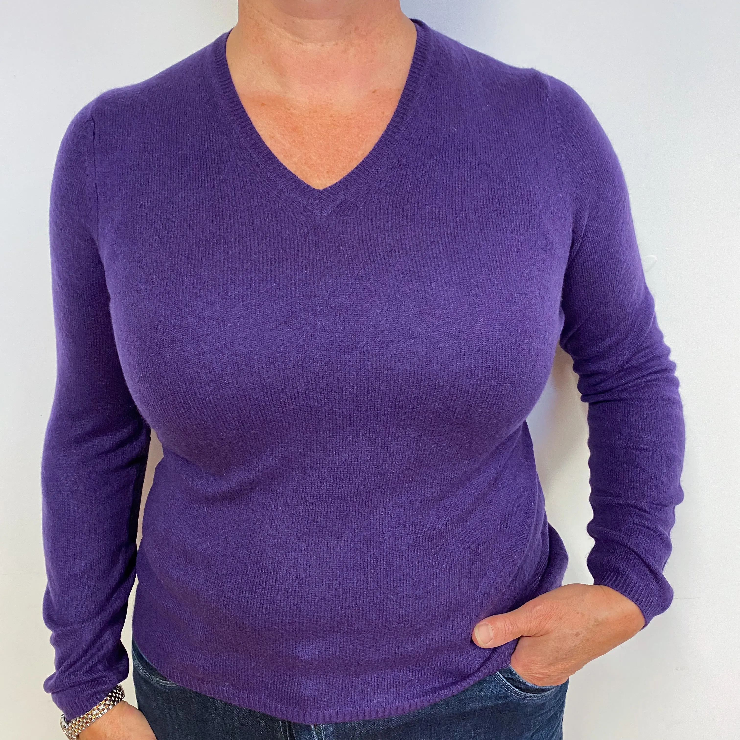 Grape Purple Cashmere V-Neck Jumper