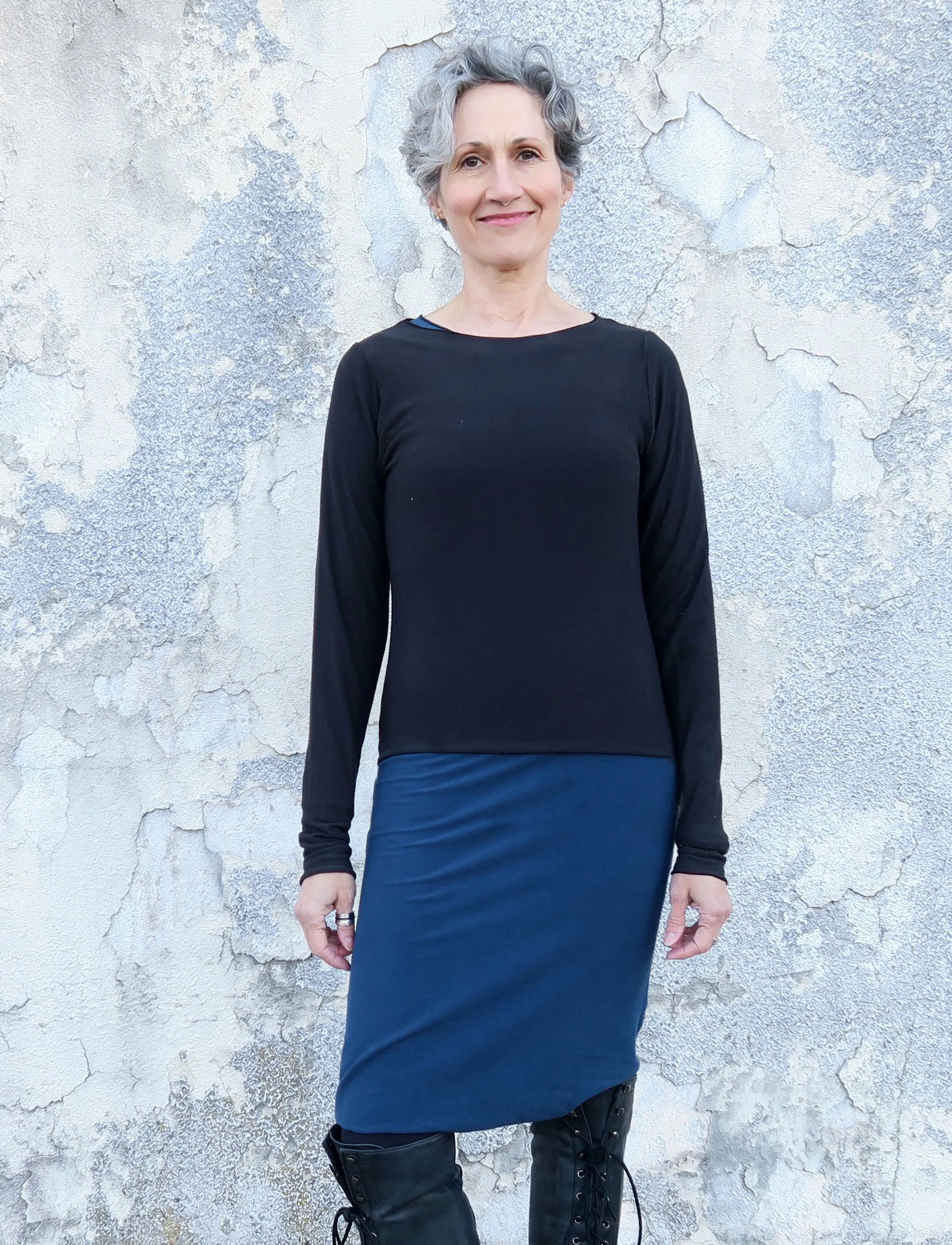 Jewel Simplicity Cropped Shirt