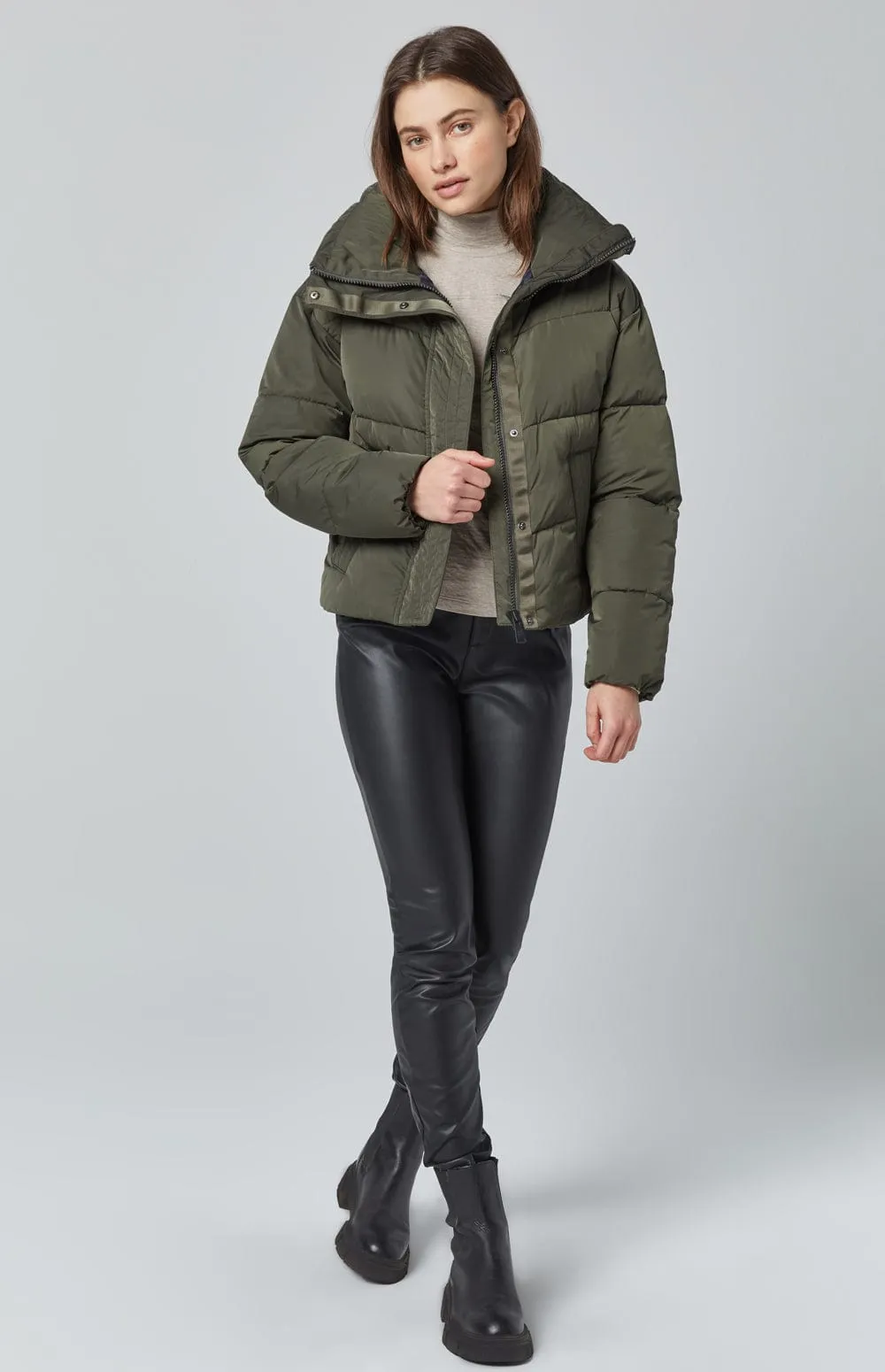 Peak Puffer II Jacket | Olive