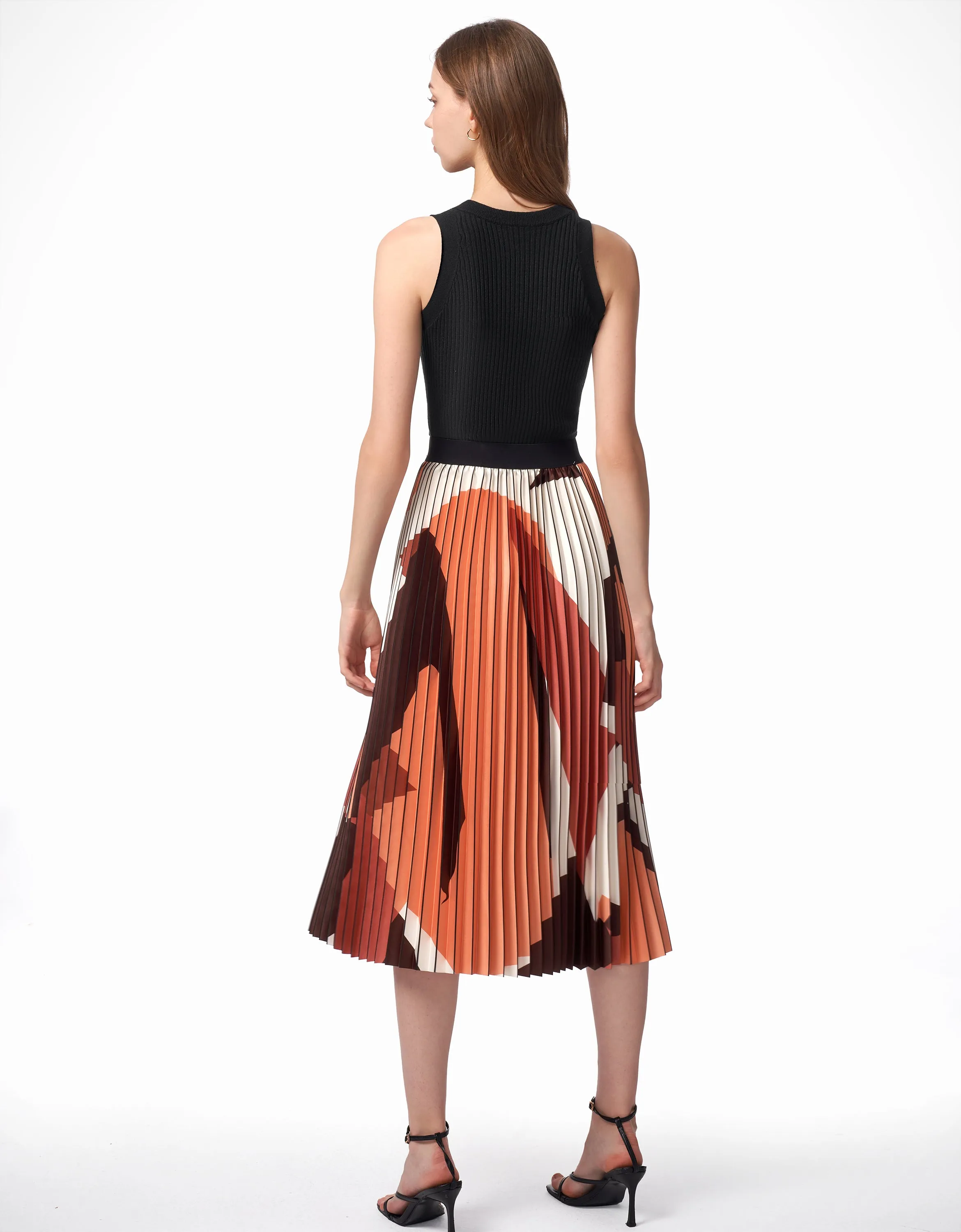 Pleated Art Print Skirt
